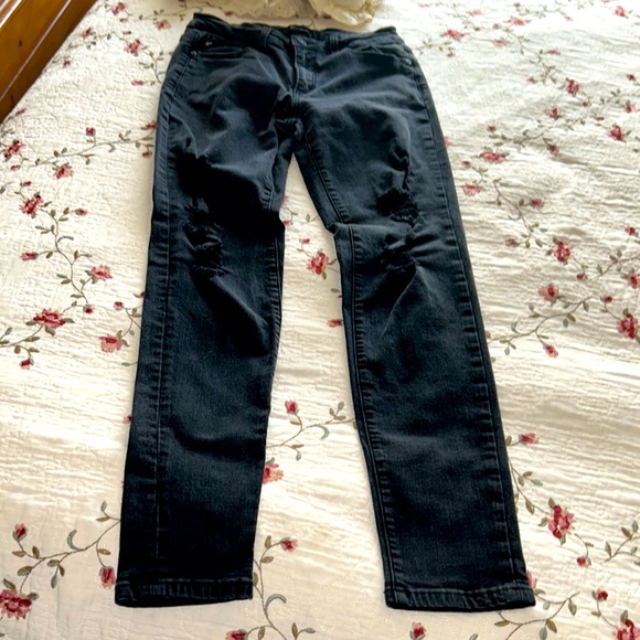 KanCan🖤Skinny Distressed Black JEANS Midrise with Stretch🌻9/28 - Picture 6 of 13